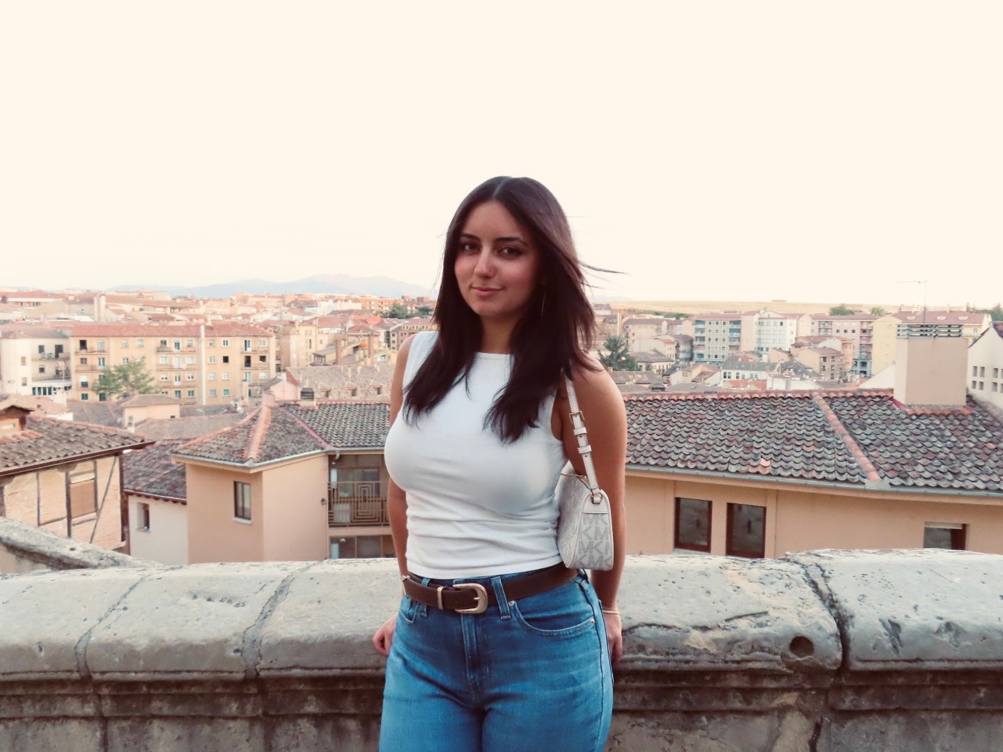 Photograph of Ava Momtazi